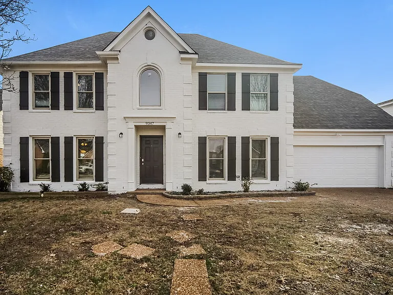 9347 Helmsley Dr — Photo 1