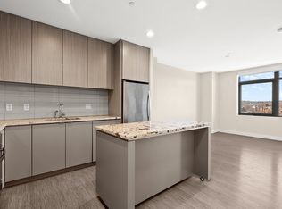 80-82 Fenwood Rd #811, Boston, MA 02115