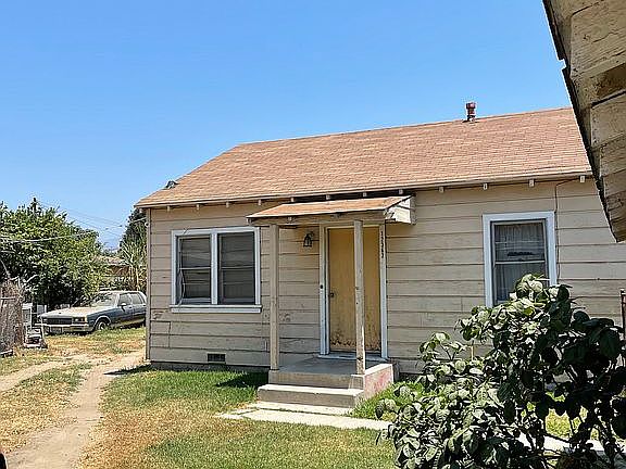 5th image of 12363 Poinsettia Ave