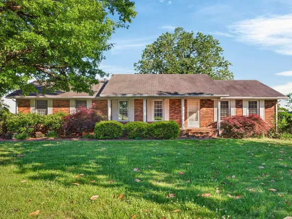 310 Country Mdws, Providence, KY 42450