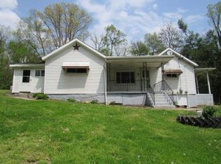 428 Grindstone Rd, Grindstone, PA 15442