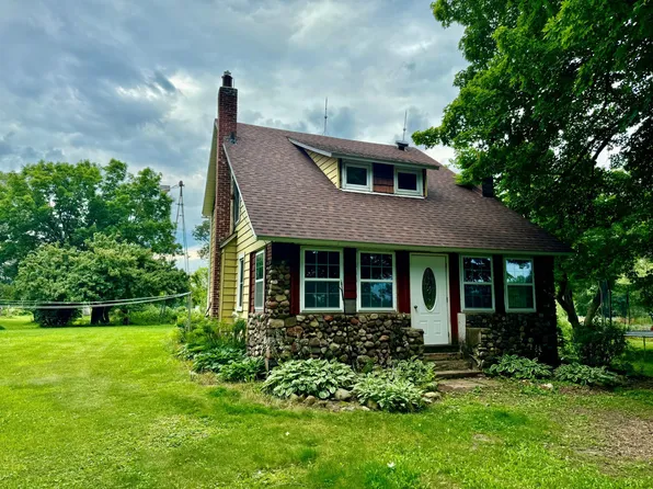 2332 170th St, Luck, WI 54853