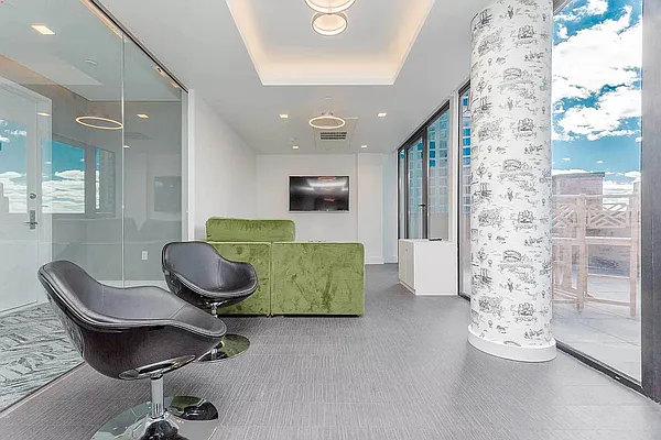 Rented by Five Stone NYC LLC | media 13