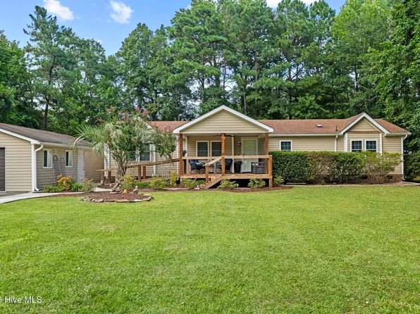 408 Quailridge Court, Peletier, NC 28584