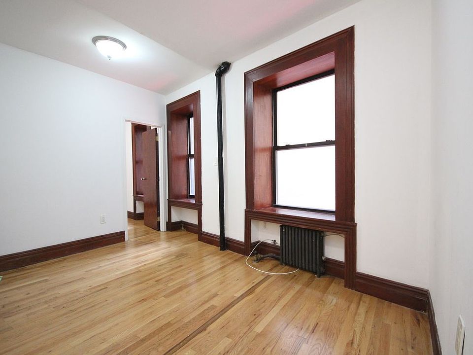 1st image of 1392 Madison Ave APT 2