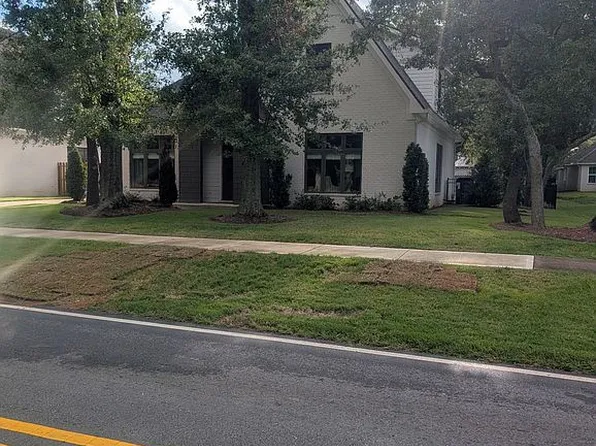 20289 Bishop Rd, Fairhope, AL 36532