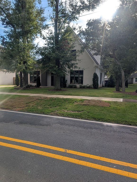 20289 Bishop Rd - Property Image