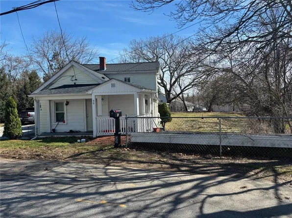 39 Kiley St, North Providence, RI 02911