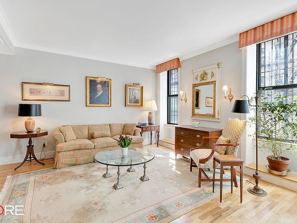 1st image of 446-448 W 47th St #1D