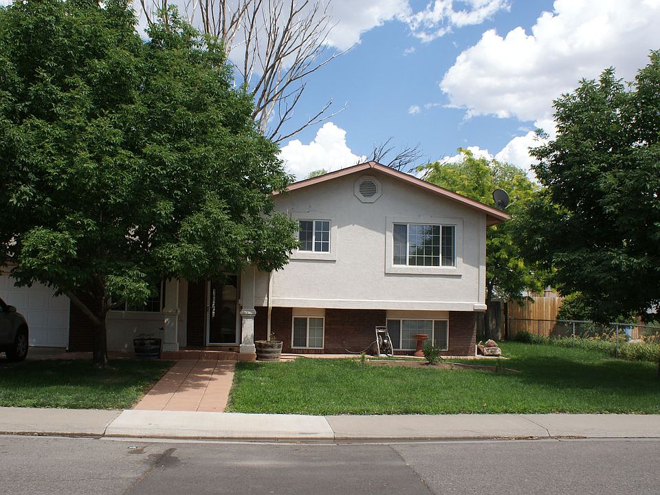 1st image of 560 Pearwood Ct