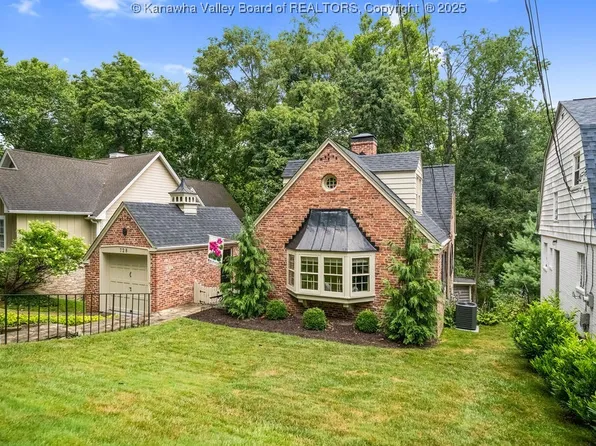 728 Myrtle Rd, Charleston, WV 25314