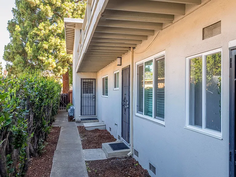 ALDEN 3538 — Photo 2