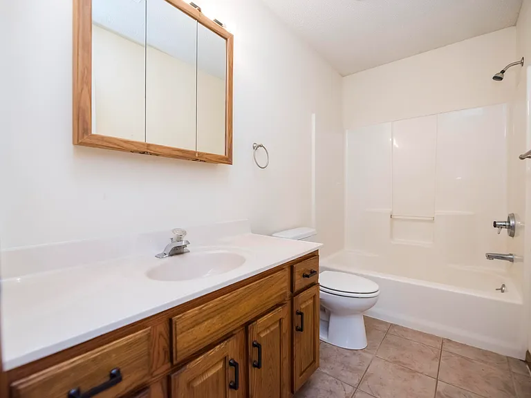 3600 Berkshire Ct — Photo 24
