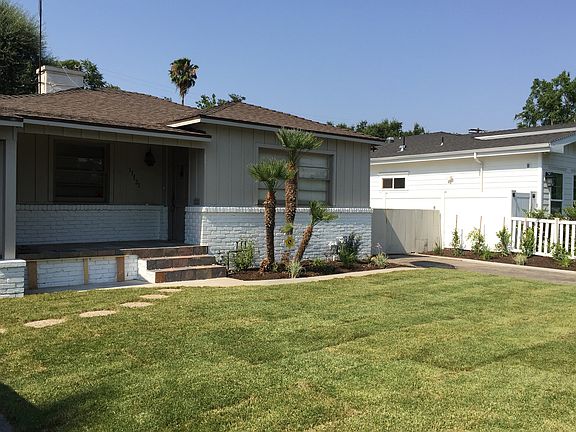 2nd image of 11721 La Maida St