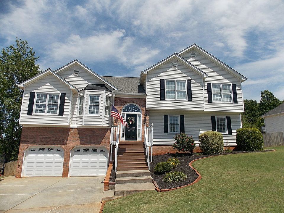 1st image of 6 Cain Dr