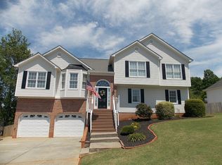 6 Cain Dr, Cartersville, GA 30121