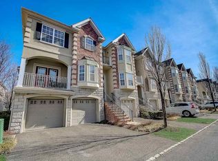 63 Mallard Pl #63, Secaucus, NJ 07094