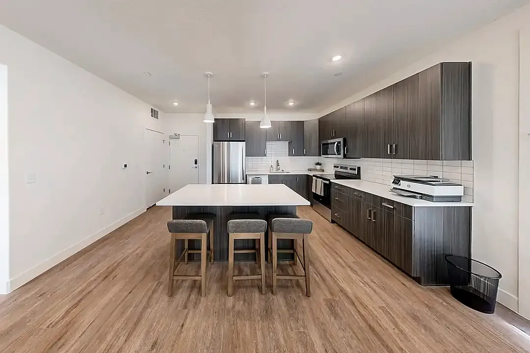 Valora Apartments — Photo 1