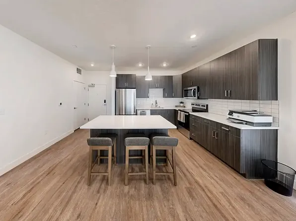 Valora Apartments