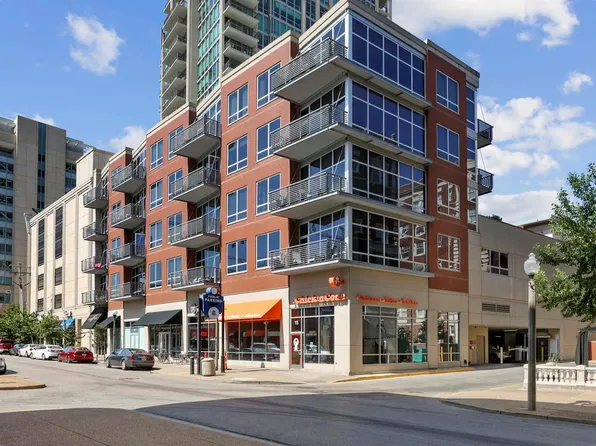 9 N Euclid Ave #401, Saint Louis, MO 63108