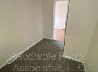 2127 S 16th St, Milwaukee, WI 53215