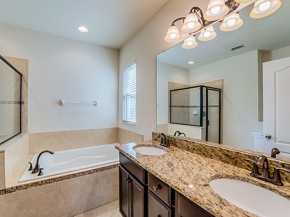 4th image of 202 Windflower Way