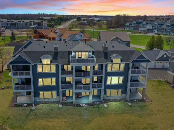 10612 Shore View Pl Unit 103, Sister Bay, WI 54234