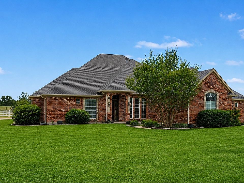 1st image of 1908 Meadow Springs Dr