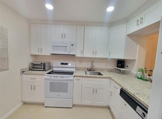 5945 Del Lago Cir APT 105, Sunrise, FL 33313