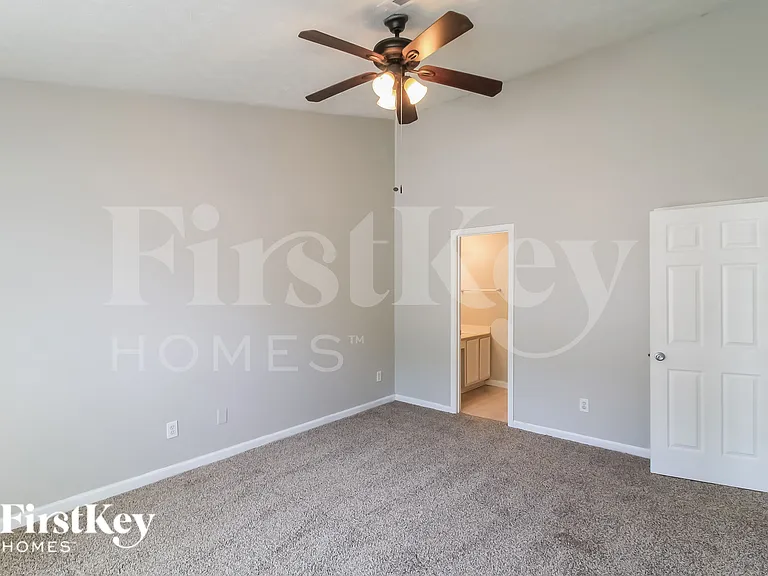 6137 Harvard Ct — Photo 10