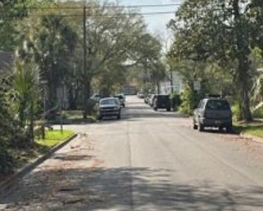 Exterior Neighborhood (street photo)