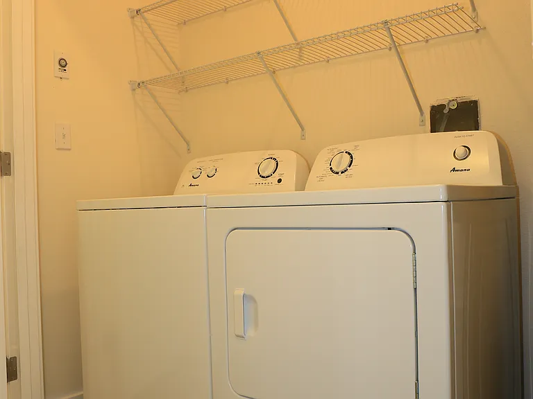 Golf Club Apartments — Photo 6