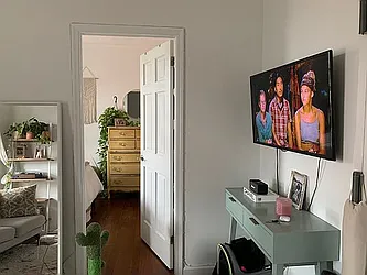 Rented by Living New York