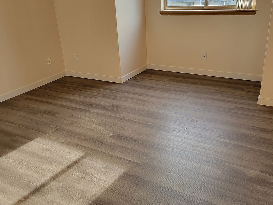 Spacious Living Room with great natural light.