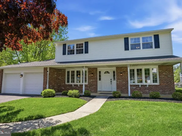 39 Erich Dr, Churchville, PA 18966