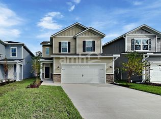 8549 Belfort Landing Dr, Jacksonville, FL 32216