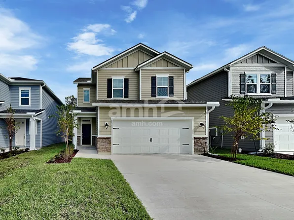 8549 Belfort Landing Dr, Jacksonville, FL 32216