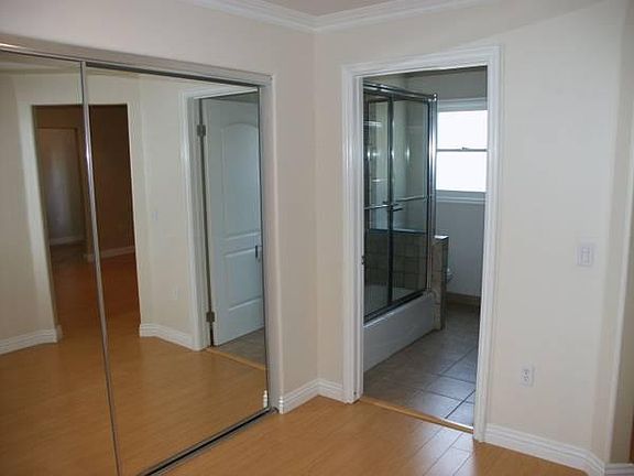 5th image of 221 N Avenue 52 #6