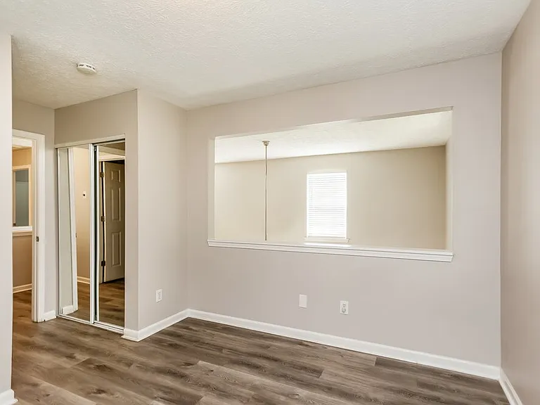 205 Silver Ridge Dr — Photo 10