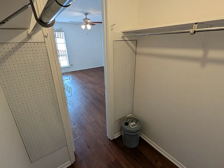 5808 Sandhurst Ln #C3 — Photo 15