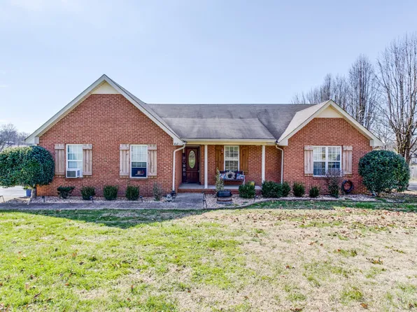 302 Narrows Rd, Shelbyville, TN 37160