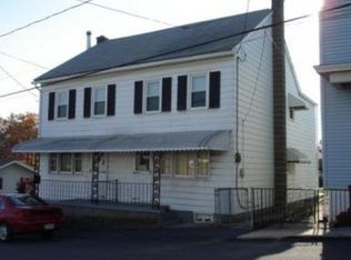 303 Pottsville St, Minersville, PA 17954