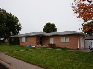 2107 W 16th St, Grand Island, NE 68803