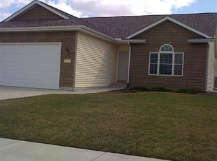 912 5th Ave W, Andalusia, IL 61232