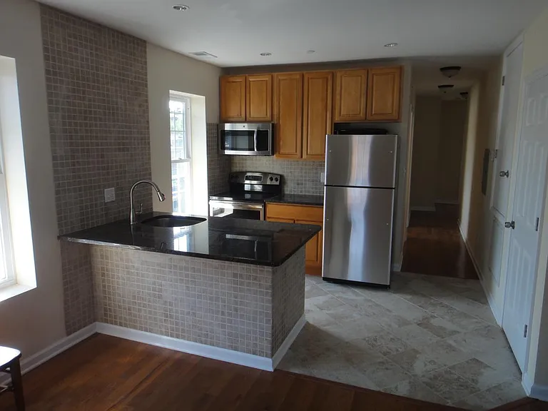 5115 Chester Ave #D — Photo 3