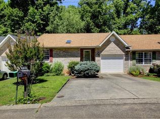 5110 Beechtree Cir, Charleston, WV 25313