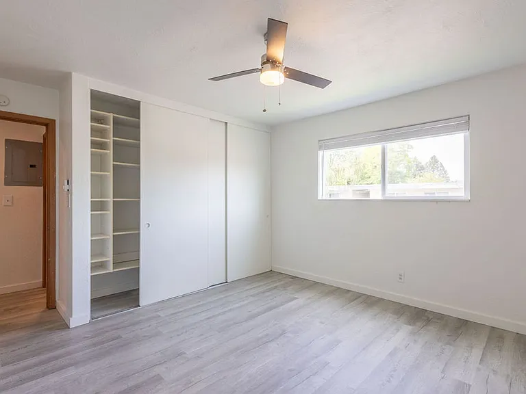 Edgemont Apartments — Photo 47