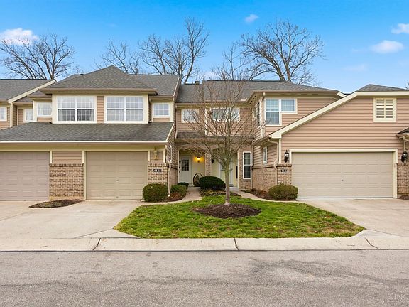 2nd image of 6120 Oakbridge Way