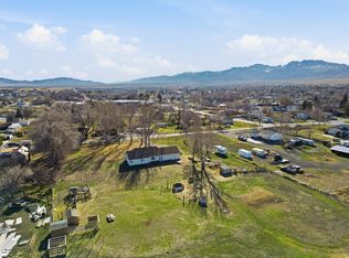 231 E North St, Grantsville, UT 84029