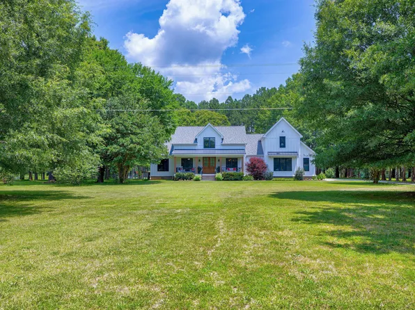 5859 Vicksboro Rd, Henderson, NC 27537